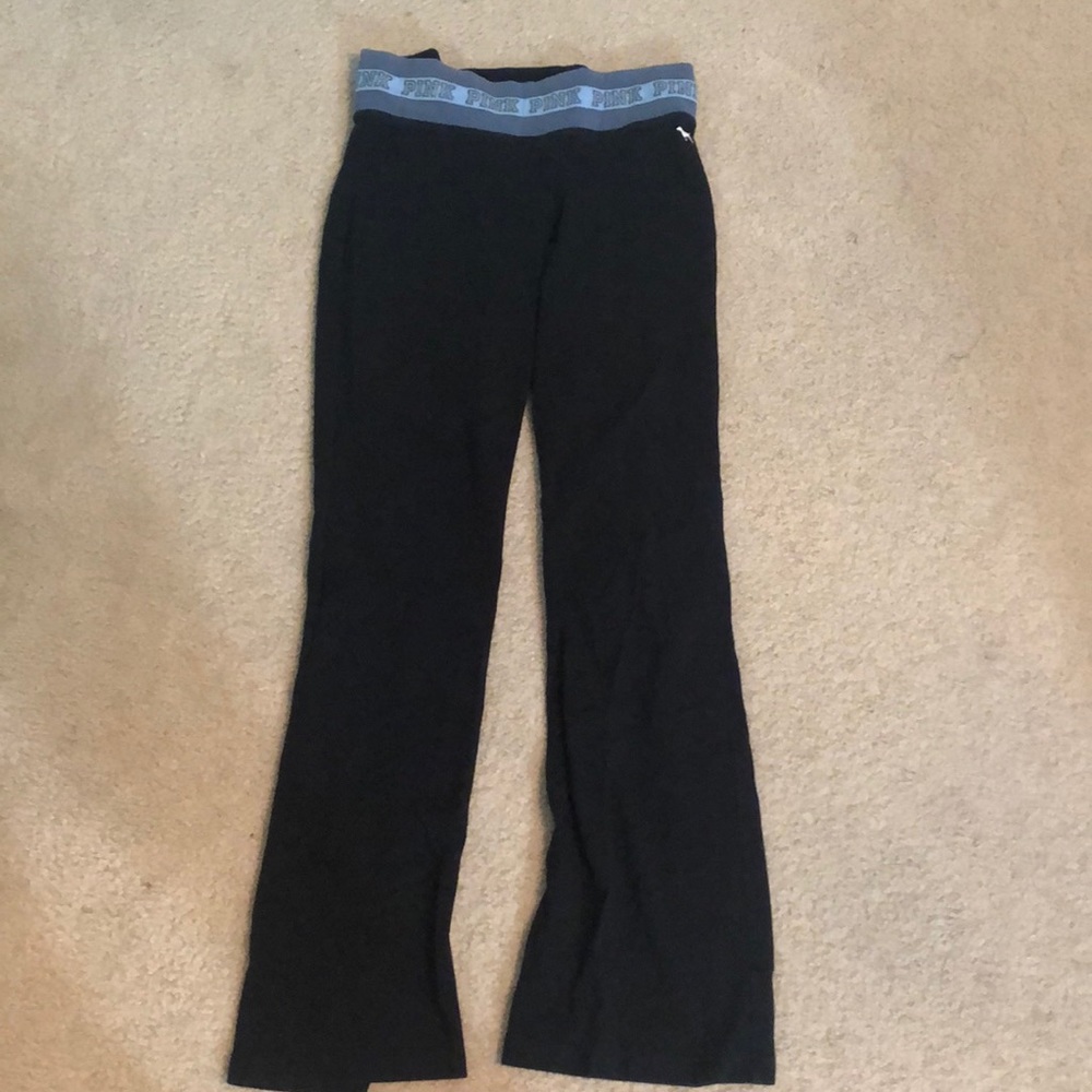 Pink by Victoria’s Secret yoga pants